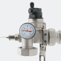 VANCOCO Mischpumpenhalterung 210mm Mittenabstand Fußbodenheizung | Mischstation für Heizkreisverteiler ohne Pumpe, CW617N Messing vernickelt, 20–70°C, bis 220m²